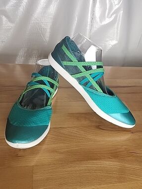 Teva Hydro Life Flats Women 11 Teal Strappy Water Friendly Slip On Gorpcore